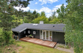 Beautiful Home In Samsø With Wifi